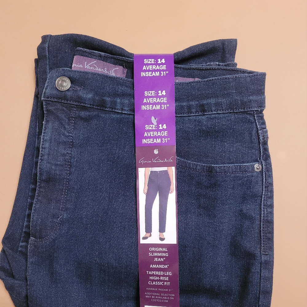 NWT Gloria Vanderbilt Amanda Jeans 14 Average